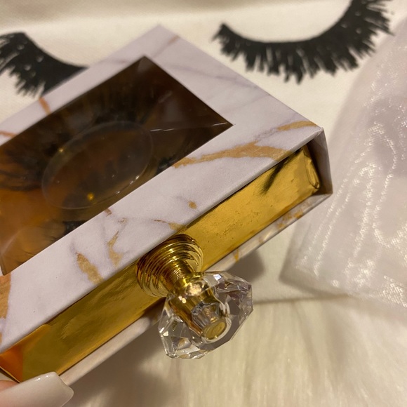 Lashes | The best Volume - Picture 8 of 11